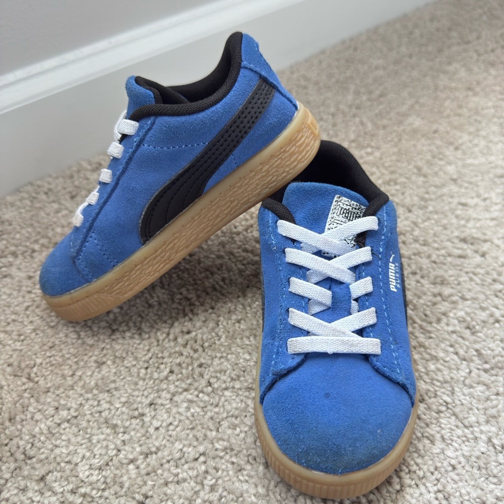 Puma Kids Sneakers in Blue and Black